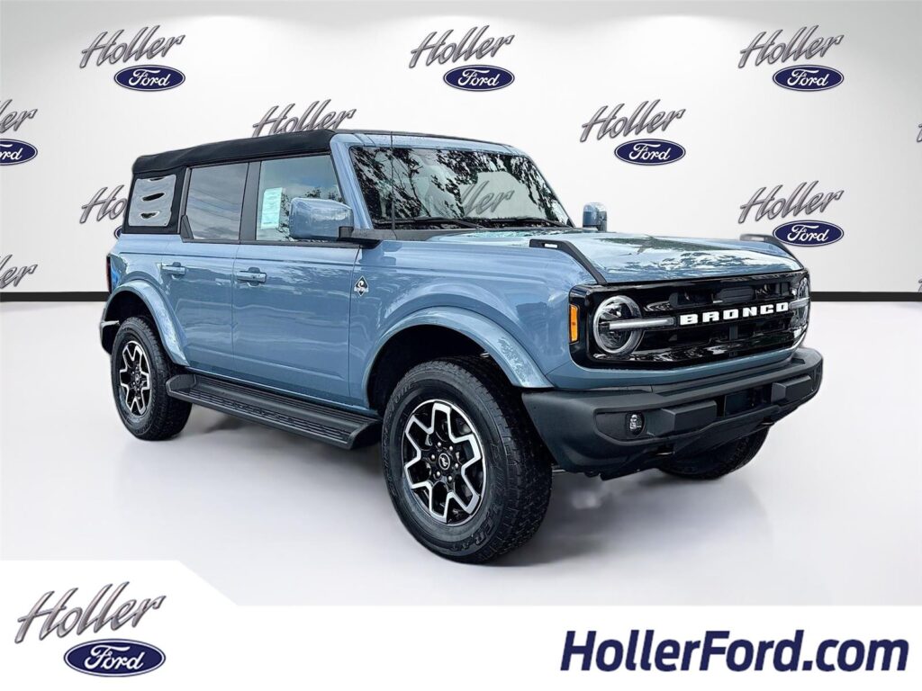 2025 Ford Bronco Outer Banks