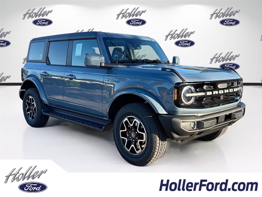 2025 Ford Bronco Outer Banks