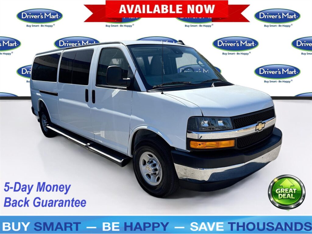 2023 Chevrolet Express Passenger LT