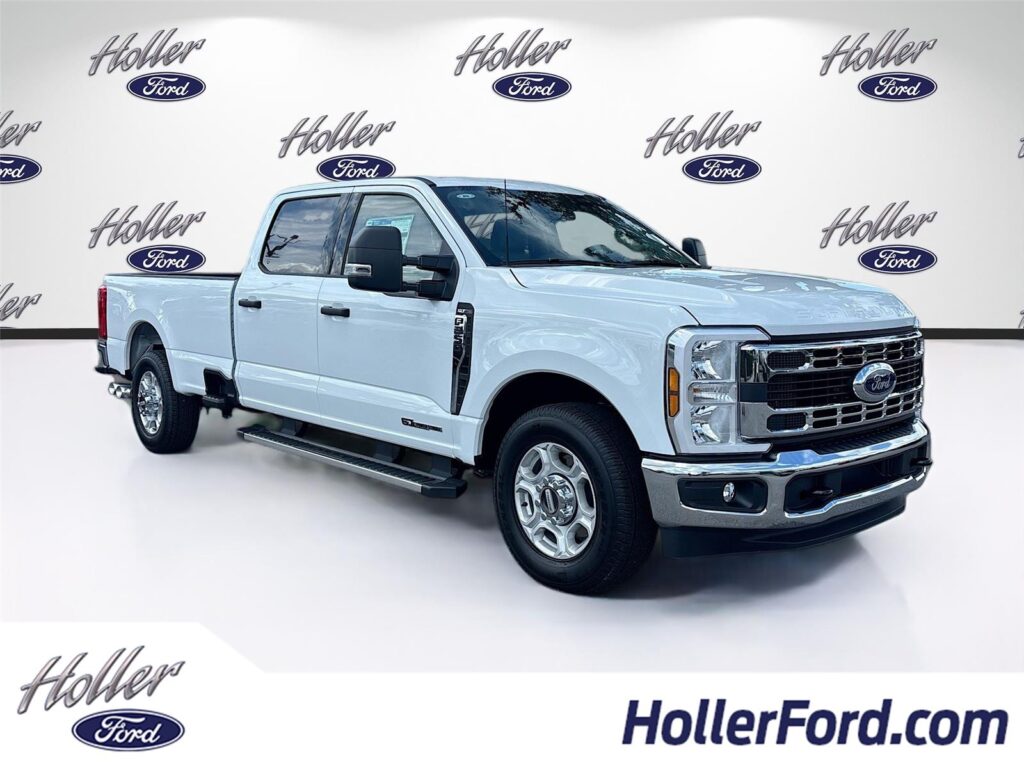 2026 Ford Super Duty F-350 SRW XLT