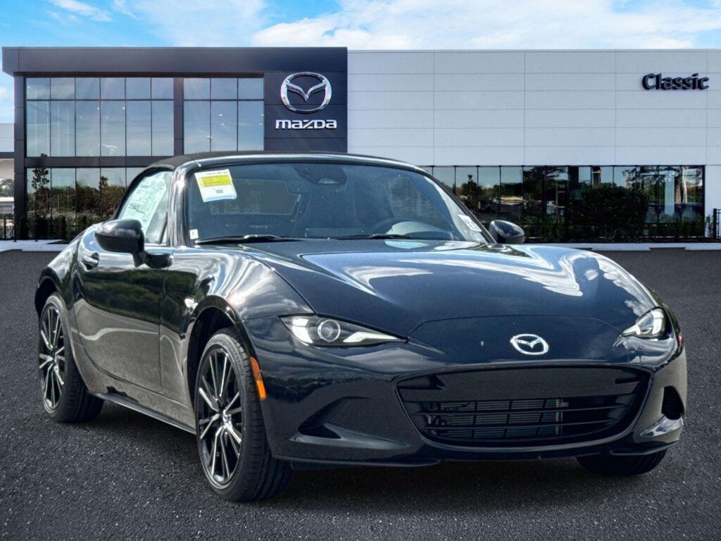 2026 Mazda MX-5 Miata Grand Touring