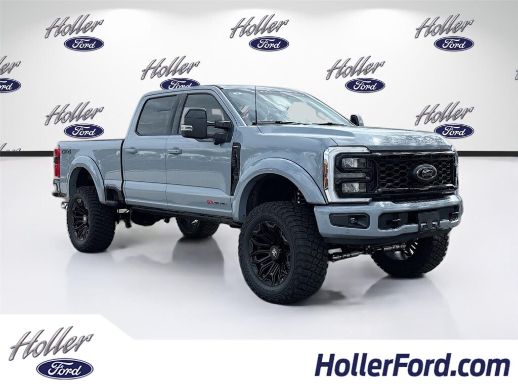 2026 Ford Super Duty F-250 SRW LARIAT Black Widow