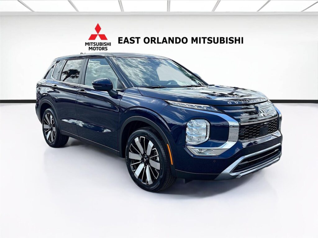 2026 Mitsubishi Outlander SE