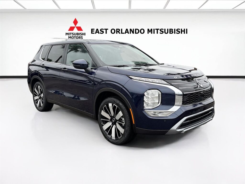 2026 Mitsubishi Outlander SE