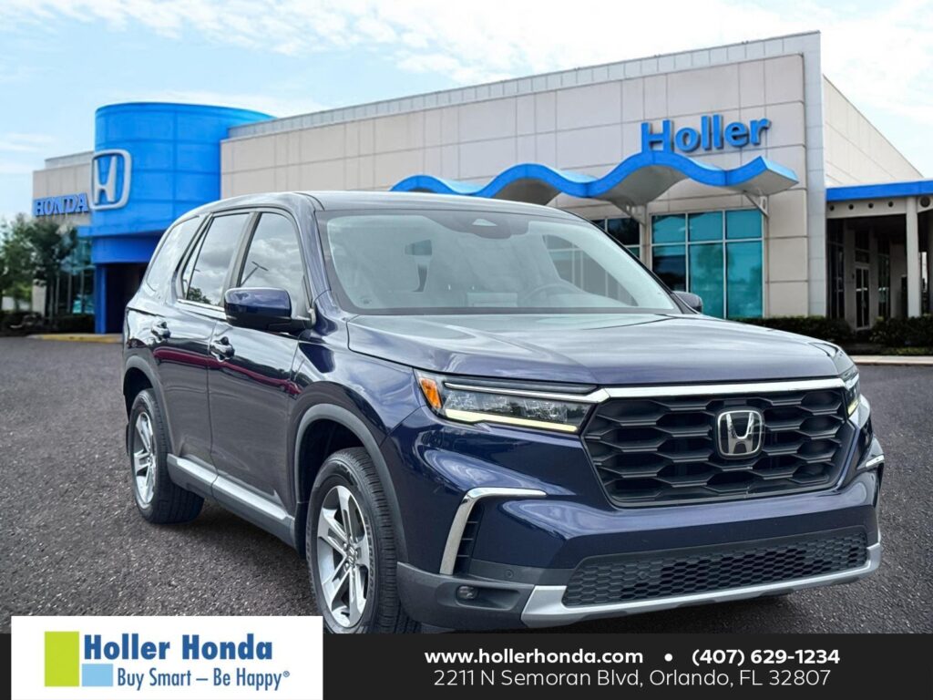 2023 Honda Pilot EX-L w/Rear Captain’s Chairs