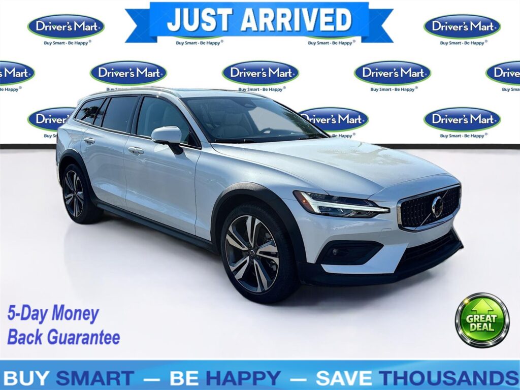 2025 Volvo V60 Cross Country Plus