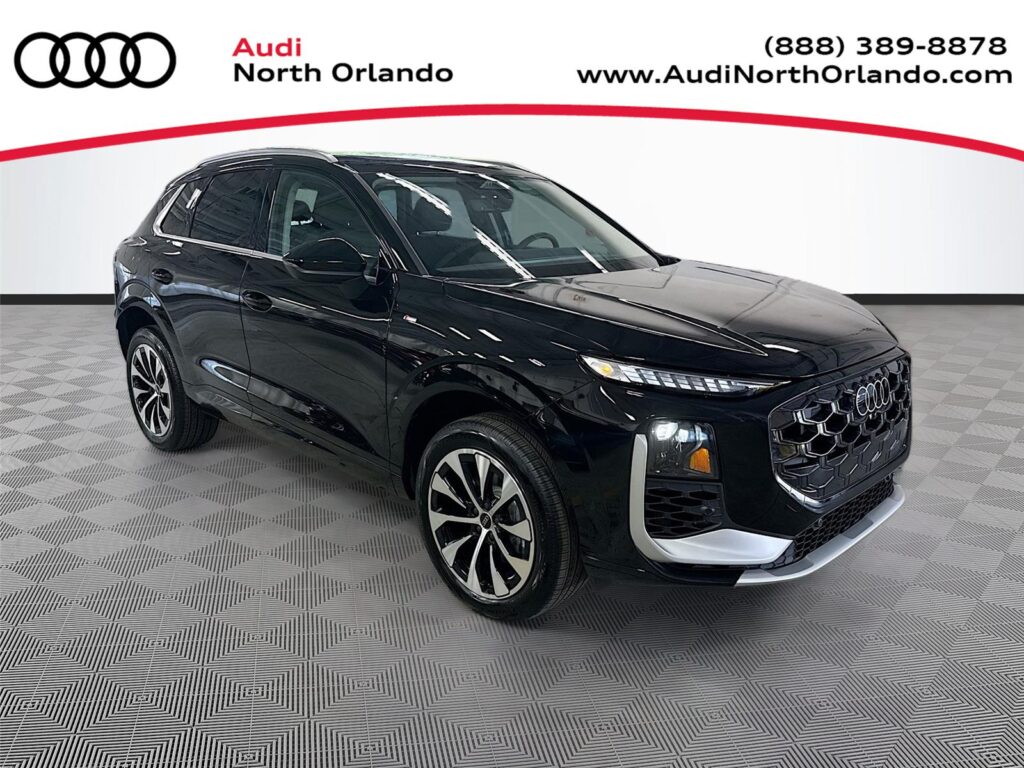 2026 Audi Q3 S line