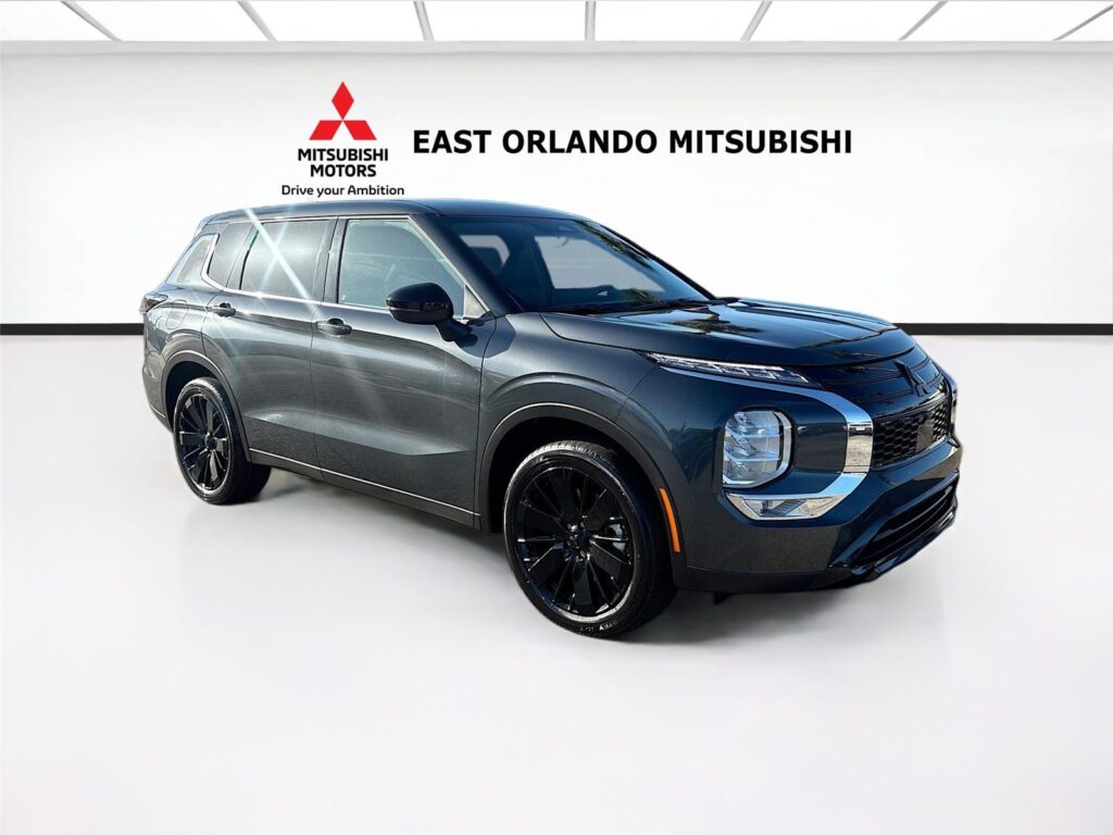 2026 MITSUBISHI OUTLANDER LE