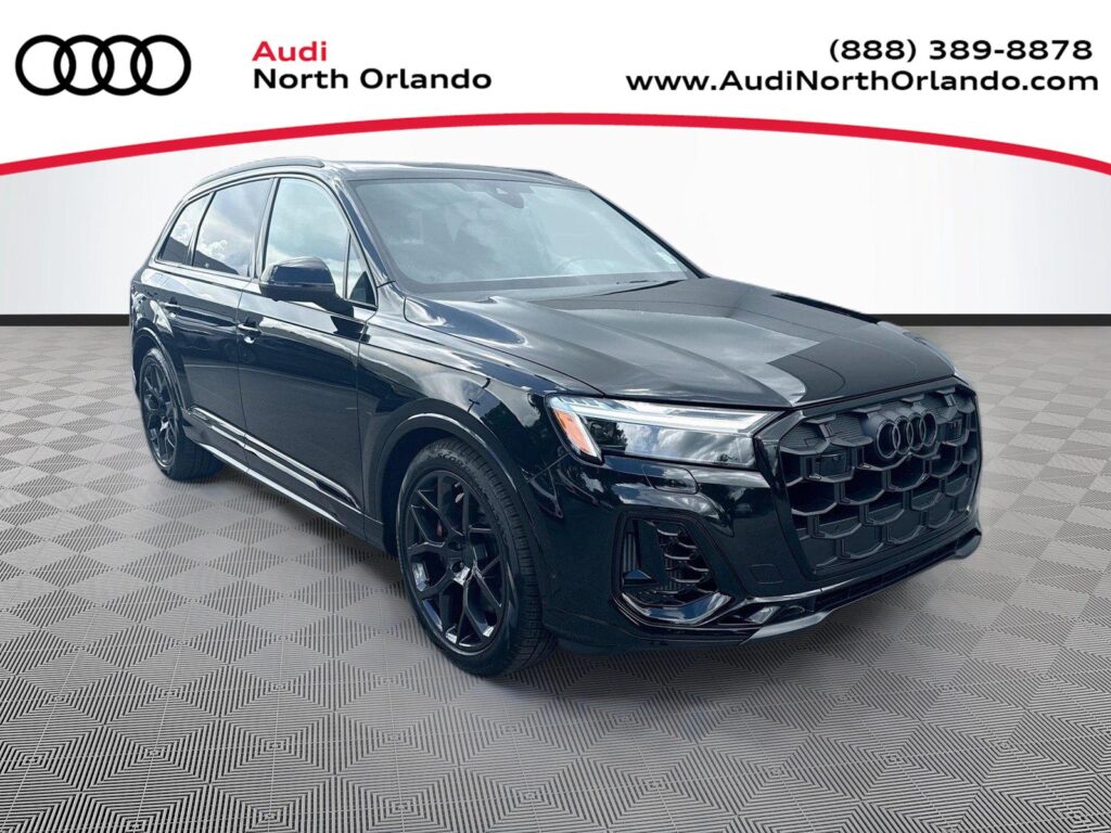 2026 Audi SQ7 Premium Plus