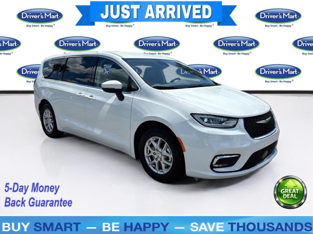 2023 CHRYSLER PACIFICA TOURIN