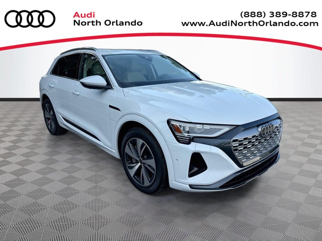 2024 Audi Q8 e-tron Premium Plus