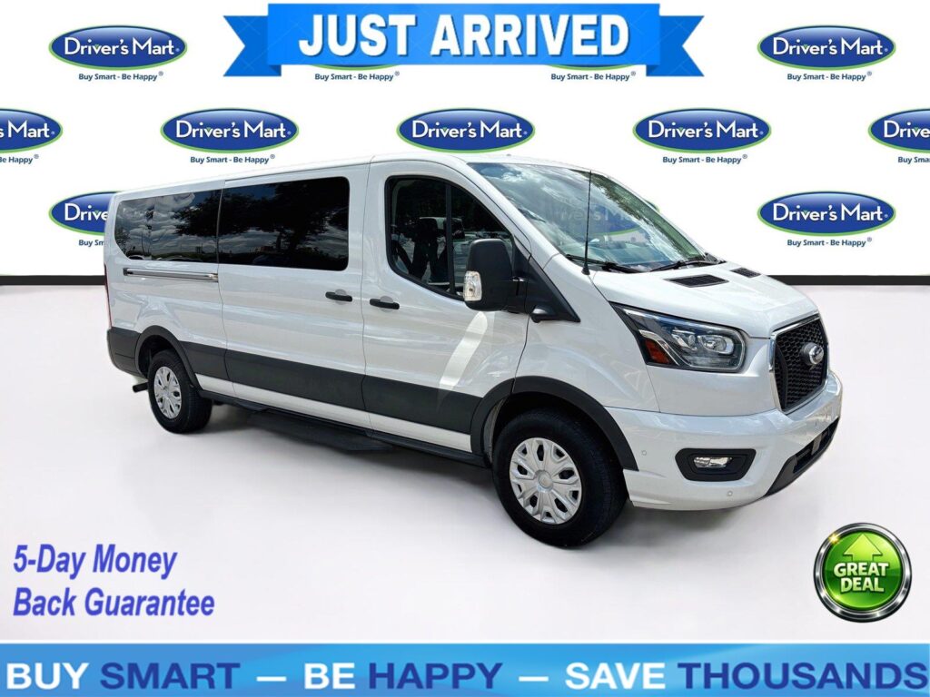 2023 Ford Transit Passenger Wagon XLT