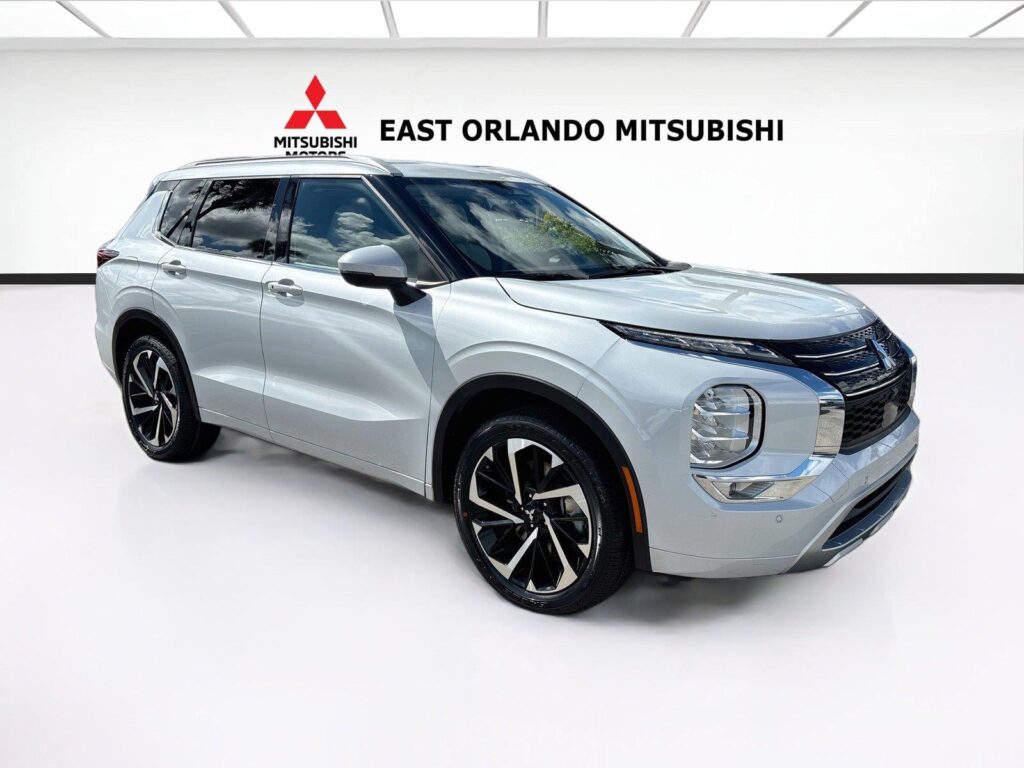 2024 Mitsubishi Outlander SEL