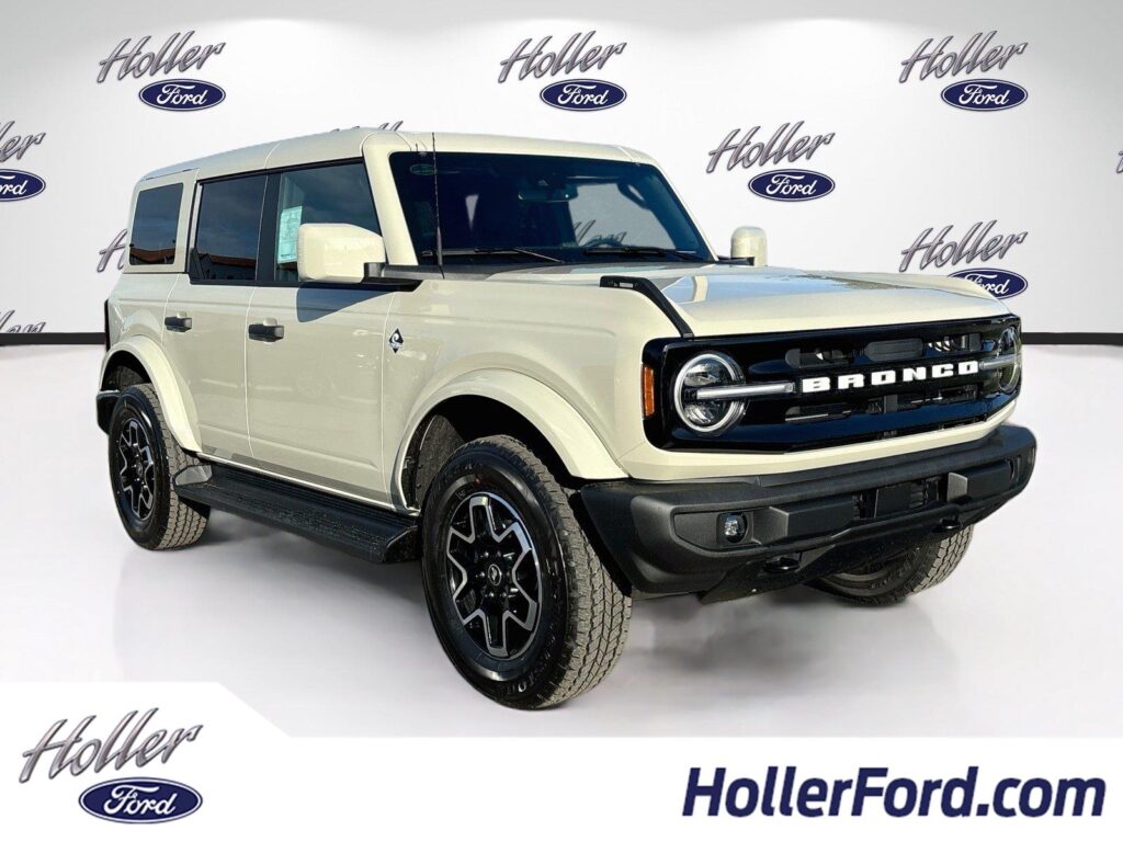 2026 Ford Bronco Outer Banks