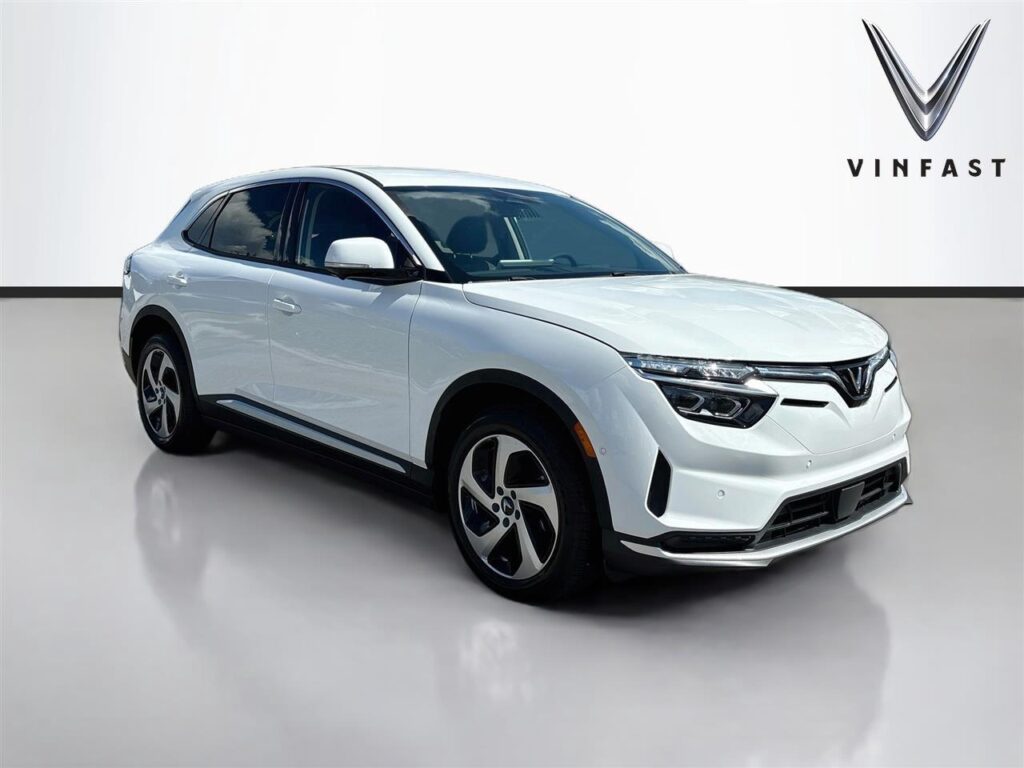 2027 VinFast VF 8 Eco